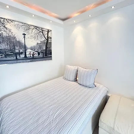 Apartment Like Arc De Triomphe, Champs Elysees, Tour Eiffel Paris